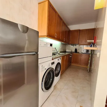 아파트 Bells Center